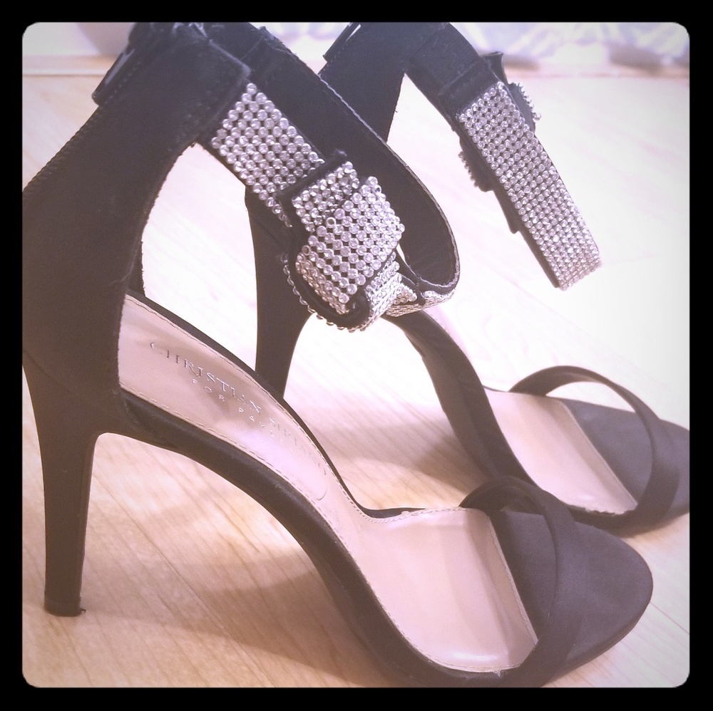 Super sexy high heel. Size 8.5. Black